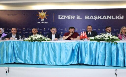 Cumhur İttifakı İzmir’de gerçekleştirdiği toplantıda yerel seçim sonuçlarının masaya yatırıldığı