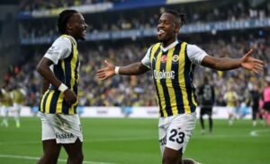 Fenerbahçe, Beşiktaş’ı 2-1 mağlup etti. Galibiyet gollerini Batshuayi ve İrfan