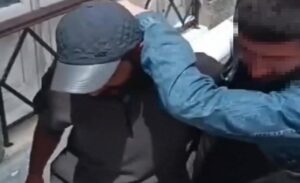 İzmir’de çeşitli suçlardan haklarındaki kesinleşmiş hapis cezasıyla aranan 4 firari