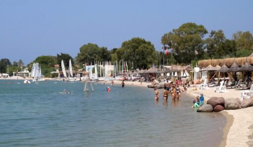 ETİK BAŞKANI İŞLER “BAYRAM TURİZMCİYE İLAÇ GİBİ GELDİ” Ege Turistik İşletmeler ve Konaklamalar Birliği(ETİK) Başkanı, Türkiye Otelciler Federasyonu(TÜROFED)