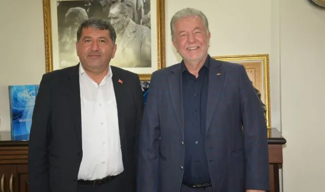 Bayındır Belediye Başkanı Davut Sakarsu, İESOB Başkanı Yalçın Ata’yı ziyaret