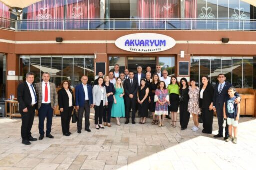 Çiğli Belediye Başkanı Onur Emrah Yıldız, 26 mahalle muhtarı ile