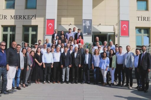 ASLANOĞLU “BU TOPLANTILAR İKTİDAR YOLCULUĞUMUZUN İLK ADIMLARIDIR” Cumhuriyet Halk Partisi