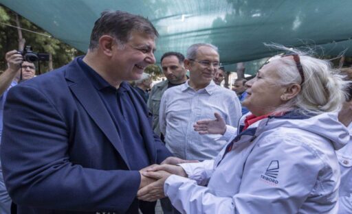 Karşıyaka’da Makedonya göçmenlerinin Hıdırellez kutlamasına katılan İzmir Büyükşehir Belediye Başkanı