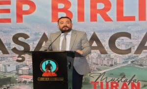 Ödemiş Belediyesi tarafından muhtarlara tanışma ve bilgilendirme toplantısı yapıldı. Başkan