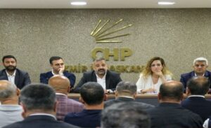 CHP İzmir İl Başkanı Şenol Aslanoğlu, ilçe başkanlarıyla 19 Mayıs