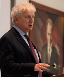 EBSO Yönetim Kurulu Başkanı Ender Yorgancılar, “Yılın ilk çeyreğinde gerçekleşenyüzde