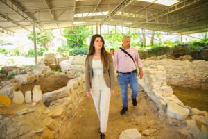 Çeşme Belediye Başkanı Lal Denizli, Ildırı, Alaçatı ve Çeşme Merkezdeki