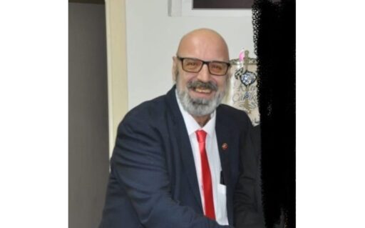 İzmir Türk TV. Yönetim Kurulu Başkanı gazeteci yazar iş insanı