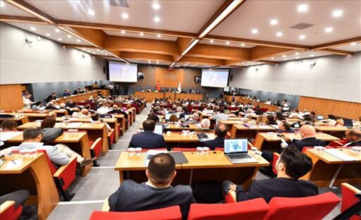 Türkiye Belediyeler Birliği İzmir delegasyonu seçimlerinde CHP’li meclis üyelerinin Mustafa