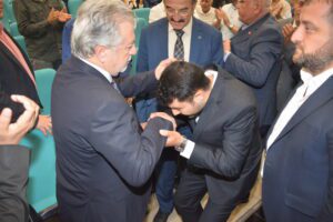 Ata’nın adayı ezdi geçti… Elbiseciler Odası’nın Olağanüstü Kongresi’nde Yalçın Ata’nın