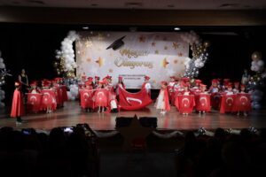 KARŞIYAKA BELEDİYE ANAOKULLARINDA “İLK MEZUNİYET, İLK HEYECAN” Çocukları çağdaş ve nitelikli eğitimle geleceğe hazırlayan Karşıyaka Belediyesi anaokulları,