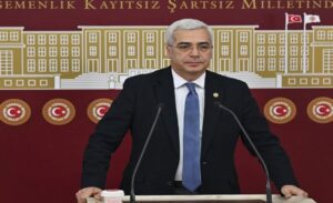 2023 genel seçimlerde CHP’nin listelerinden milletvekili listesine yazılan ve Demokrat