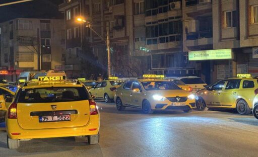 İzmir’de taksicilerin zam talebini değerlendiren İzmir Büyükşehir Belediyesi Ulaşım Koordinasyon