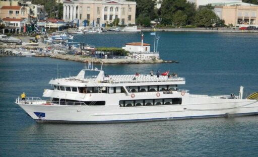 Kapı vizesi ilaç gibi geldi: Yunan adalarına bayramda günde 15 bin ziyaret Kurban Bayramı tatilini Yunan adalarında geçirmek isteyenler, ‘kapılara’ akın etti.