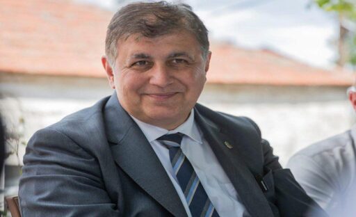 İzmir Büyükşehir Belediyesi, Kurban Bayramı’nda ihtiyaç sahibi ailelere kavurma dağıtacak.