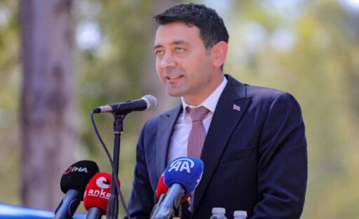 Bayraklı Kulalılar Derneği’nin bu yıl 12’nci kez düzenlediği geleneksel keşkek