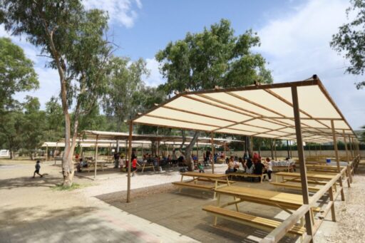 Pamucak Plajı Yenilenen Yüzüyle Yaza Merhaba dedi. Yaz aylarında Efes