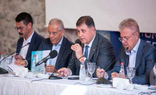 İzmir Büyükşehir Belediye Başkanı Dr. Cemil Tugay, İzmir Ekonomik Kalkınma