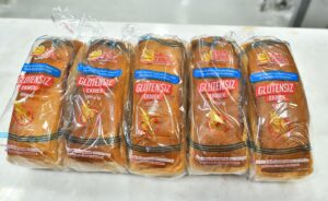 İzmir Büyükşehir Belediyesi’nin Halk Ekmek Fabrikası’nda sadece çölyak hastalarının tüketebileceği