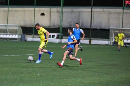 Buca Belediye Başkanı Görkem Duman, gençlere verdiği sözü tutarak futbol