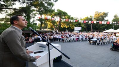 Bornova’da her Muharrem Ayı'nda düzenlenen Geleneksel Aşure Günü Etkinliği, bu