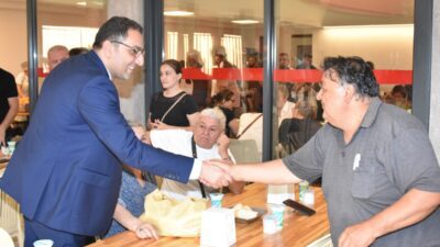 Balçova Belediye Başkanı Onur Yiğit, Muharrem Ayı Orucu nedeniyle Cemevi’nde
