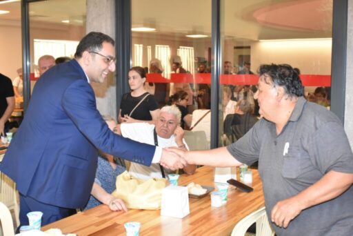 Balçova Belediye Başkanı Onur Yiğit, Muharrem Ayı Orucu nedeniyle Cemevi’nde