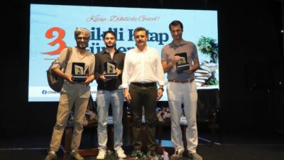 Dikili 75. Yıl Parkı’nda gerçekleşen program kapsamında CHP Ankara Milletvekili