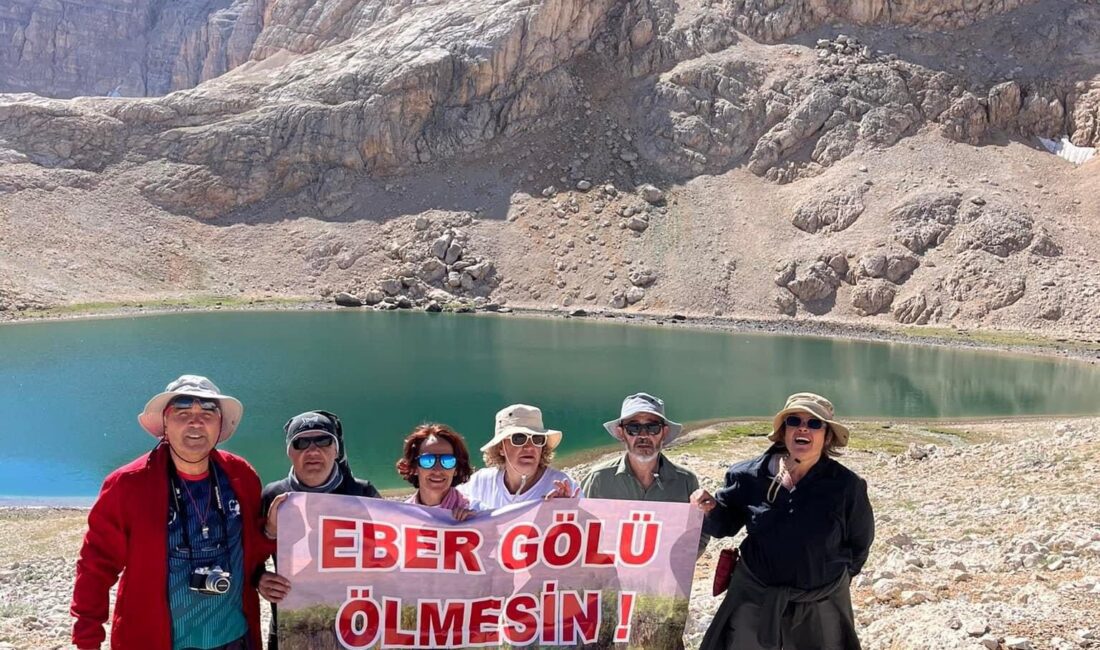 “Eber Gölü ölmesin” Keşif Dağcılık Spor Kulübü üyesi 8 dağcı Niğde Aladağlar tırmanışında
Afyonkarahisar’ın