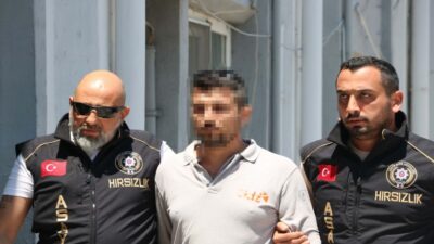 İzmir'de sağanak yağış sırasında elektrik akımına kapılan 2 kişinin ölümüyle