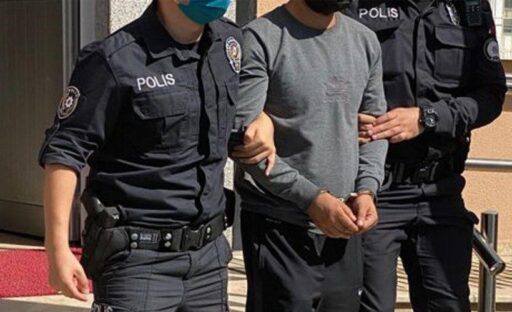 İzmir merkezli 24 ilde düzenlenen ‘Define-1’ operasyonlarında, kaçak kazılarla elde