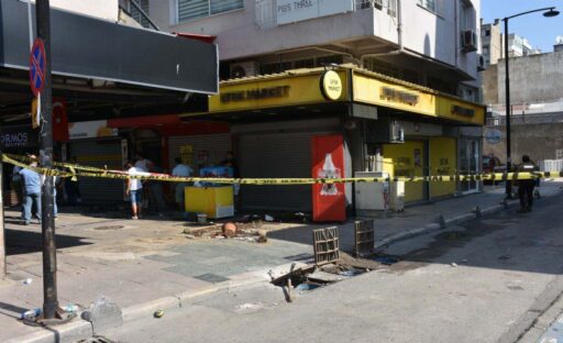 İzmir’de sağanak sırasında sokakta 2 kişinin elektrik akımına kapıldığı alanda inceleme İzmir'de dün etkili olan sağanak sırasında İnanç Öktemay (44) ve