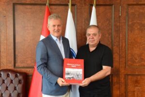 İzmir Ticaret Odası, bir asırı geride bırakan Türkiye Cumhuriyeti tarihinde