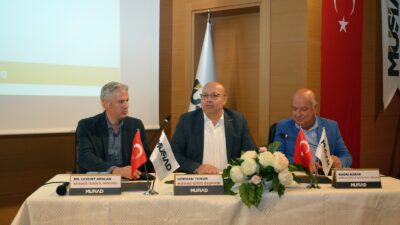 Müstakil Sanayici ve İşadamları Derneği (MÜSİAD) İzmir Şubesi tarafından düzenlenen toplantıda