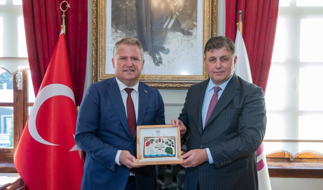 Urla gastronomi ve sanat turizmi ile gelişecek İzmir Büyükşehir Belediye Başkanı Dr. Cemil Tugay’ın ilçelerde düzenlediği koordinasyon