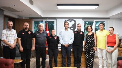 Bornova Belediye Başkanı Ömer Eşki, Bornova Arama Kurtarma Derneği (BORAK)