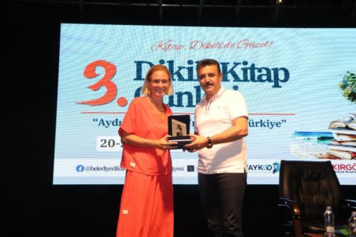 Dikili Belediyesi ve Yayıncılar Kooperatifi iş birliği ile düzenlenen 3.