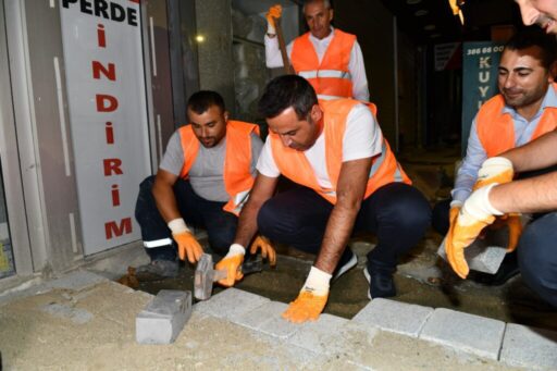 Çiğli Belediye Başkanı Onur Emrah Yıldız, Kasaplar Meydanı yolu zemin