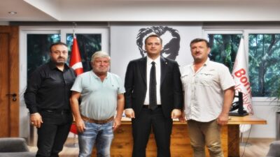 EGE Basın Yayın Derneği’ni temsilen Kurucu Başkan Aydan Yalçın, Başkan