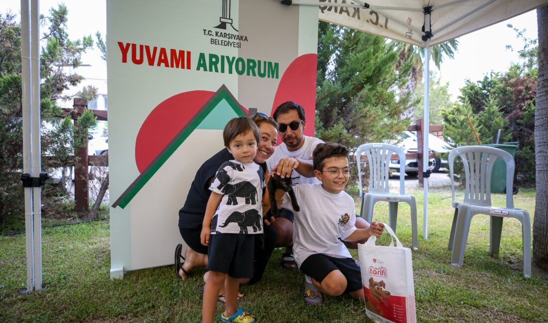 Karşıyaka’da can dostlar yeni yuvalarına kavuştu Karşıyaka Belediyesi’nin düzenlediği sahiplendirme etkinliğinde can dostlar yeni aileleriyle tanıştı.