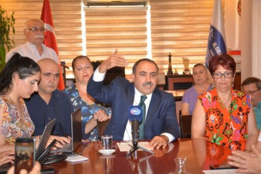 CHP Genel Başkanı Özel’in açıkladığı belediyelerde Emeklilik KartUygulaması, İzmirli lokantacıları
