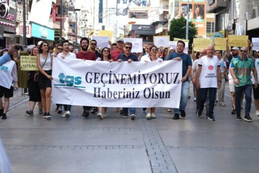 Türkiye ağır bir ekonomik kriz yaşıyor. İktidar her ne kadar