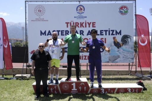 Denizli’de yapılan Türkiye Masterlar Atletizm Şampiyonası’nda Ümit Ülkü fırtınası esti.