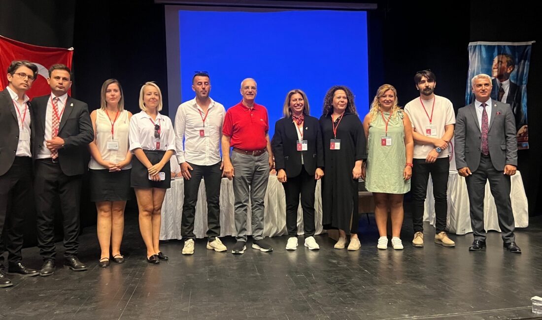 Zafer Partisi İzmir İl Başkanlığı bünyesinde, İl Başkanı Naşit Birgüvi