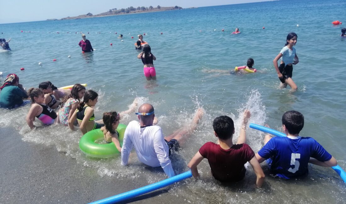 İzmir Büyükşehir Belediyesi tarafından dezavantajlı mahallelerde yaşayan vatandaşlar için temmuz