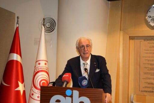 Ege İhracatçı Birlikleri Koordinatör Başkanı Jak Eskinazi 23 Nisan mesajında,