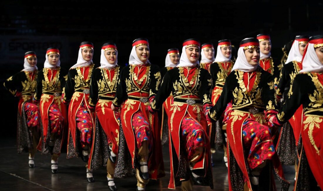 Karşıyaka’da yaşayan vatandaşların sanatla bağını güçlendirmeyi amaçlayan Karşıyaka Belediyesi, ücretsiz