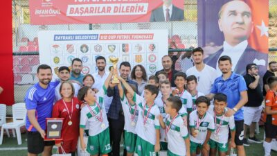 Bayraklı’daki futbol turnuvasında muhteşem finalBayraklı Belediyesinin geleneksel hale getirdiği U-12
