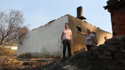 Bayraklı'nın Doğançay, Onur ve Körfez mahallelerinde büyük hasarlara neden olan